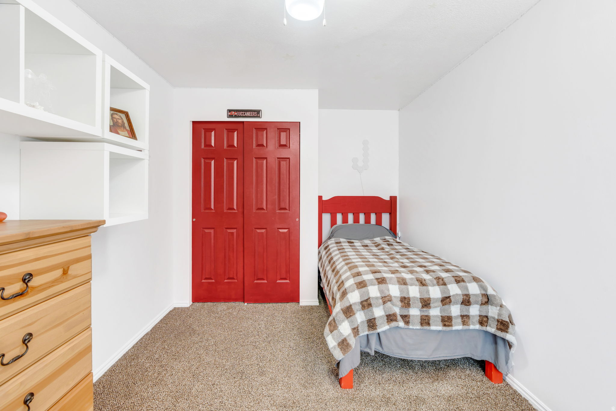 EASTRIDGE ESTATES - Residential