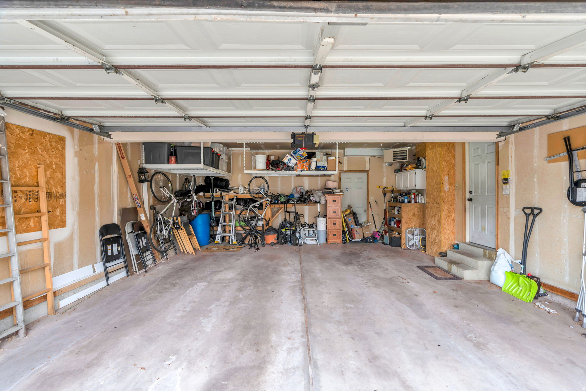 EASTRIDGE ESTATES - Residential