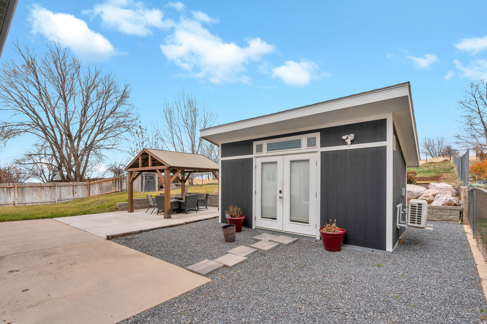 EASTRIDGE ESTATES - Residential