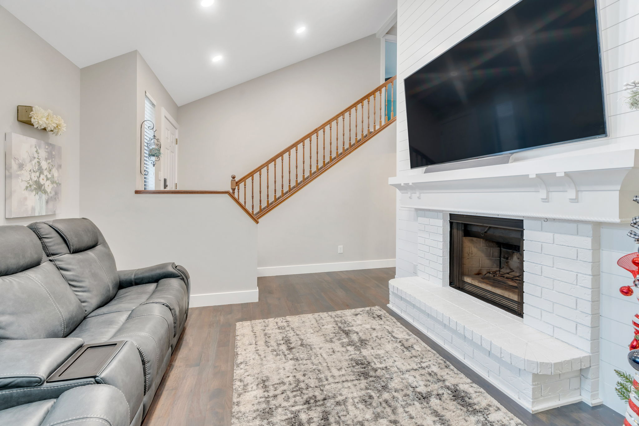 EASTRIDGE ESTATES - Residential