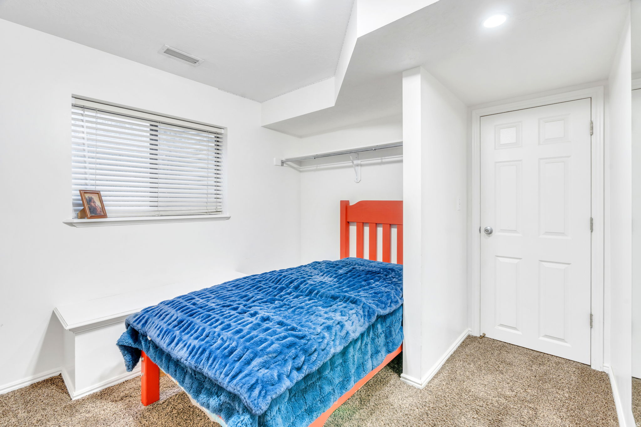 EASTRIDGE ESTATES - Residential