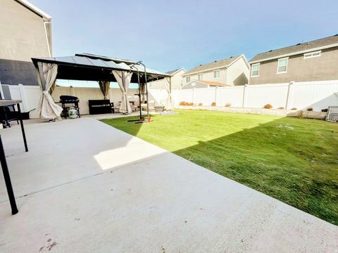 Tiny photo for 3209 S CLAIRE AVE, Syracuse, UT 84075 (MLS # 2128723)