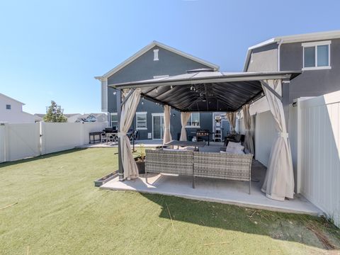 Tiny photo for 3209 S CLAIRE AVE, Syracuse, UT 84075 (MLS # 2128723)