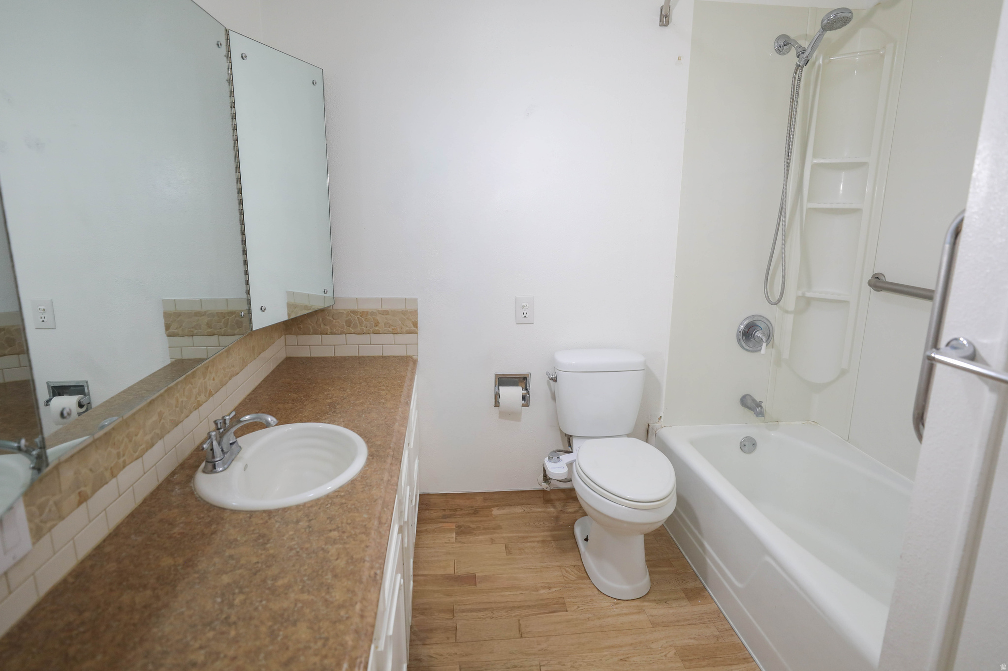 BOUNTIFUL GARDENS - Residential