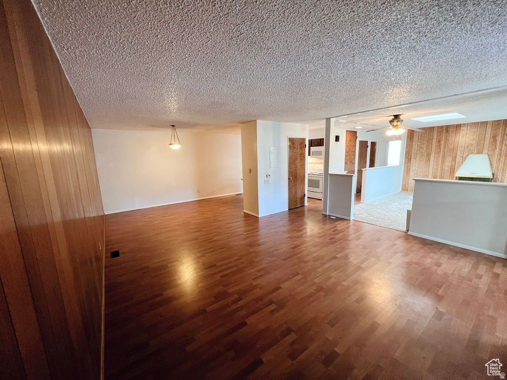 BOUNTIFUL GARDENS - Residential