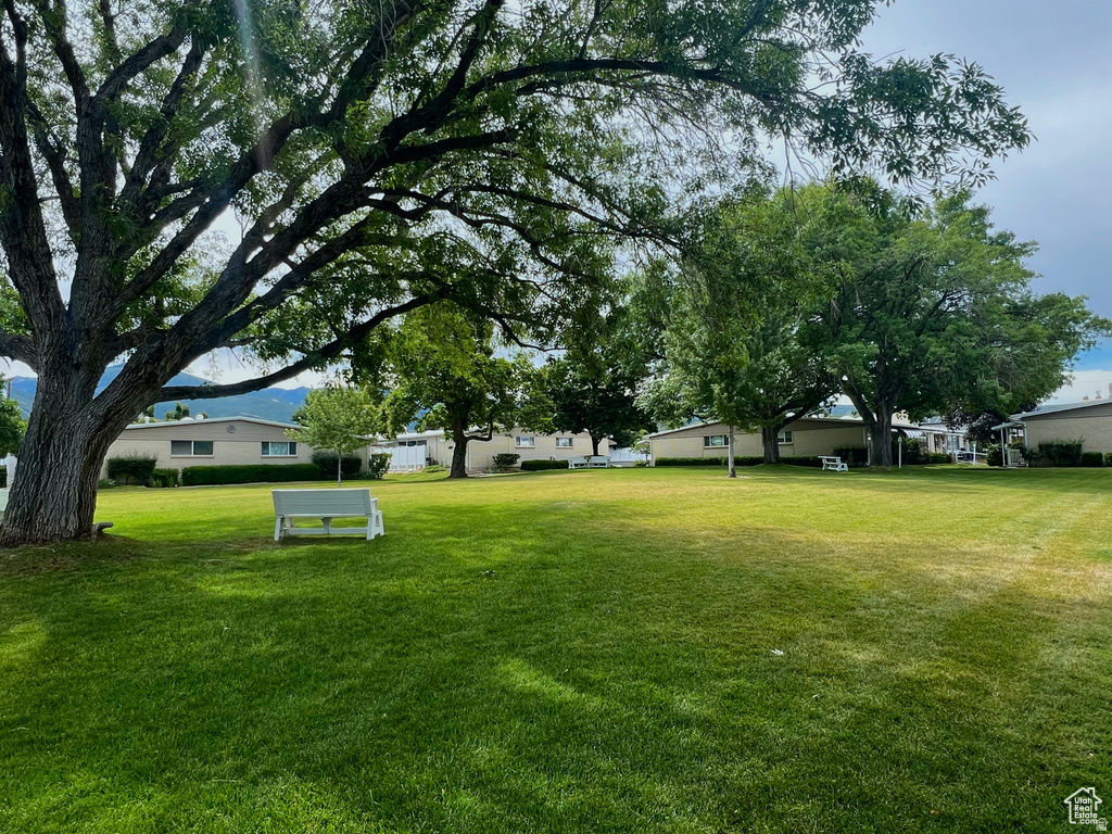 BOUNTIFUL GARDENS - Residential