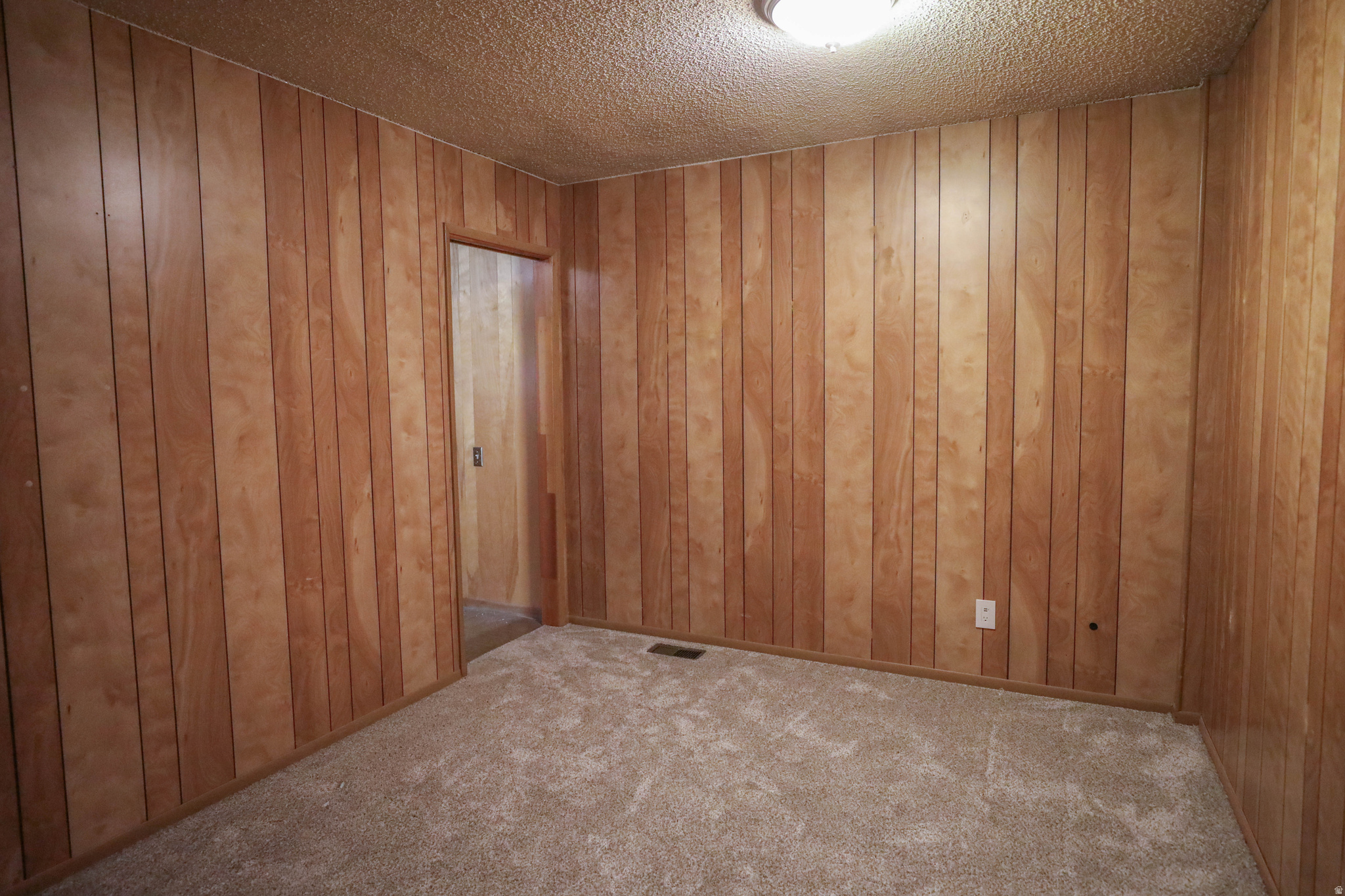 BOUNTIFUL GARDENS - Residential