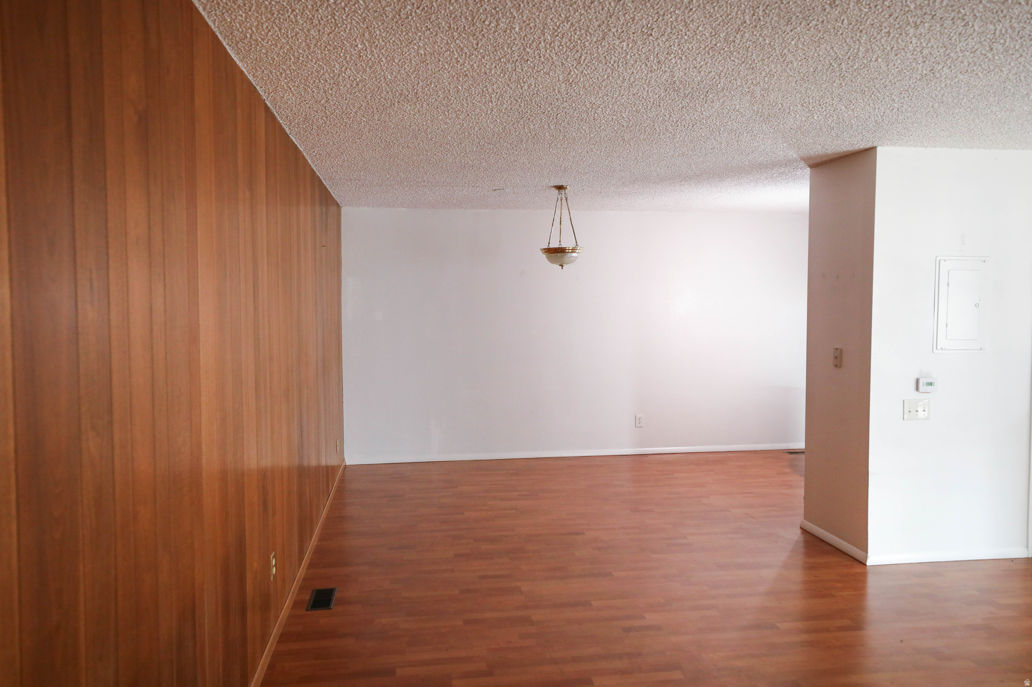 BOUNTIFUL GARDENS - Residential