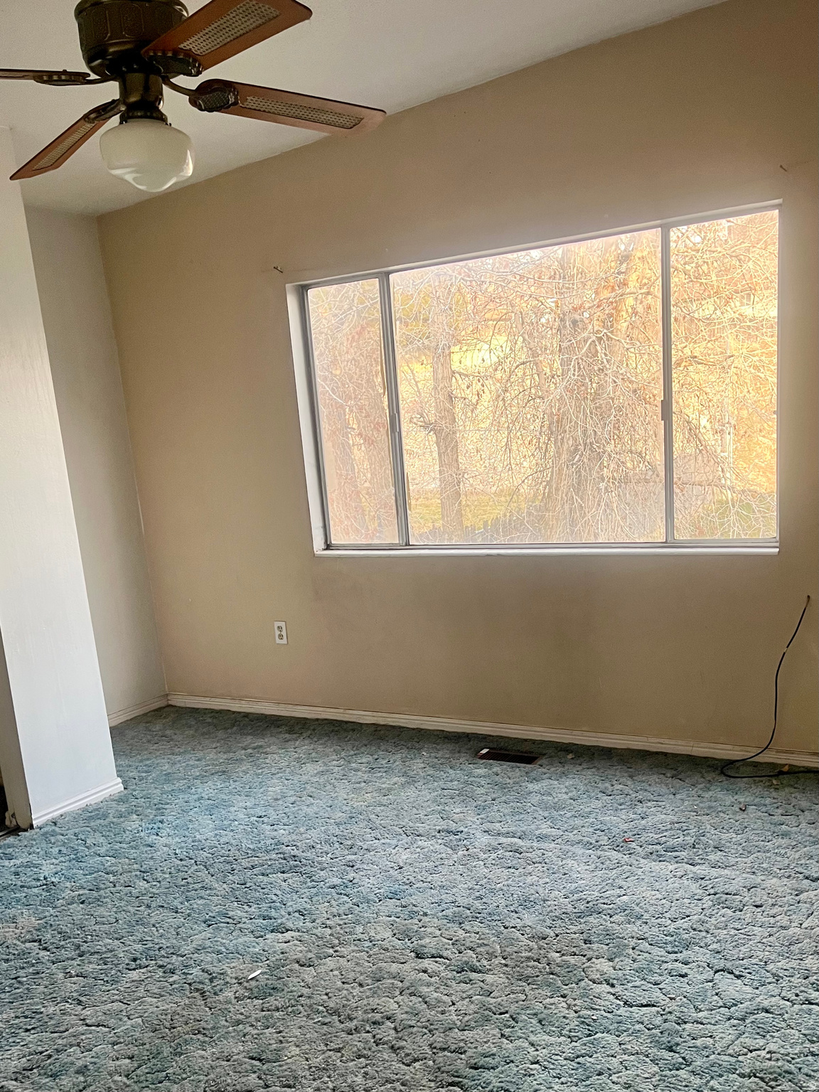 WHITE CITY - Residential