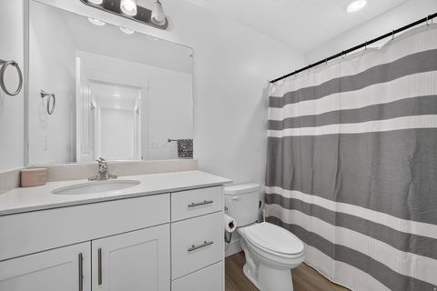 Tiny photo for 1639 E INDIGO LOOP N, Layton, UT 84041 (MLS # 2169557)