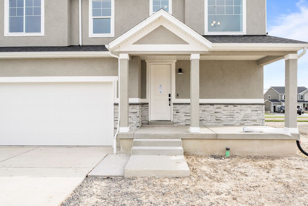 Photo of 5470 N SADDLE STONE DR E #510, Eagle Mountain, UT 84005 (MLS # 2124951)