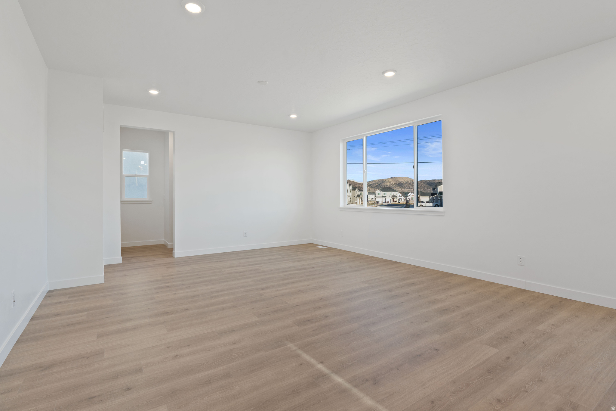 PONY EXPRESS ESTATES - Residential