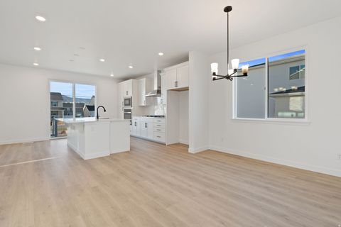 Tiny photo for 5470 N SADDLE STONE DR E #510, Eagle Mountain, UT 84005 (MLS # 2124951)