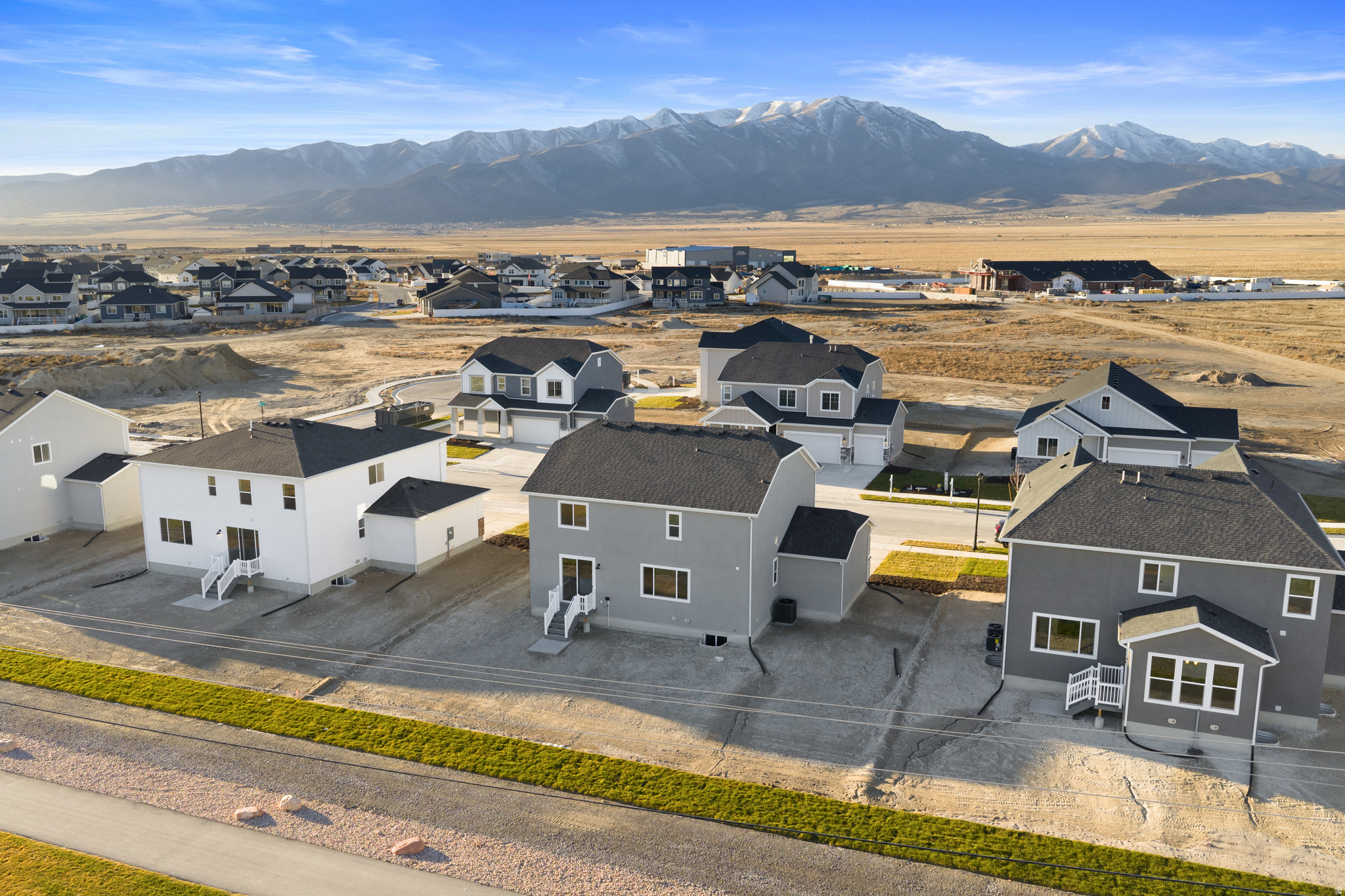 PONY EXPRESS ESTATES - Residential