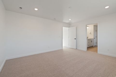 Tiny photo for 5470 N SADDLE STONE DR E #510, Eagle Mountain, UT 84005 (MLS # 2124951)