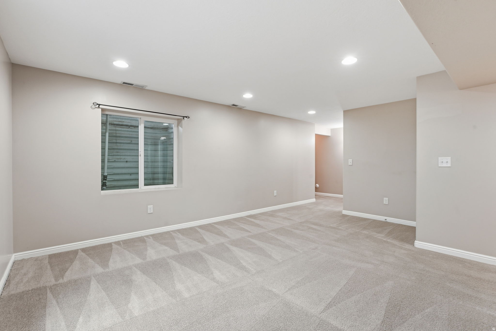 DAYBREAK - Residential