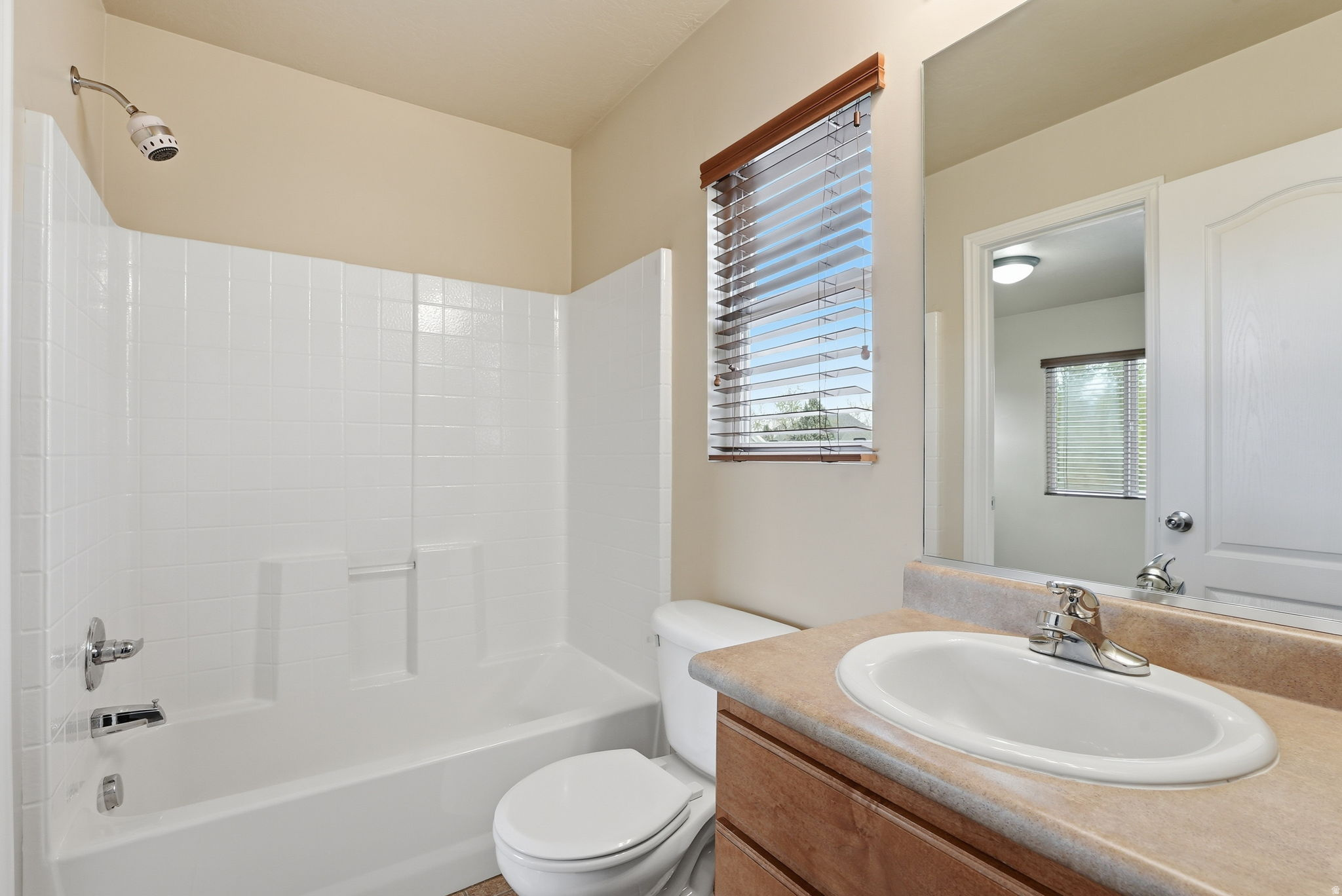 DAYBREAK - Residential