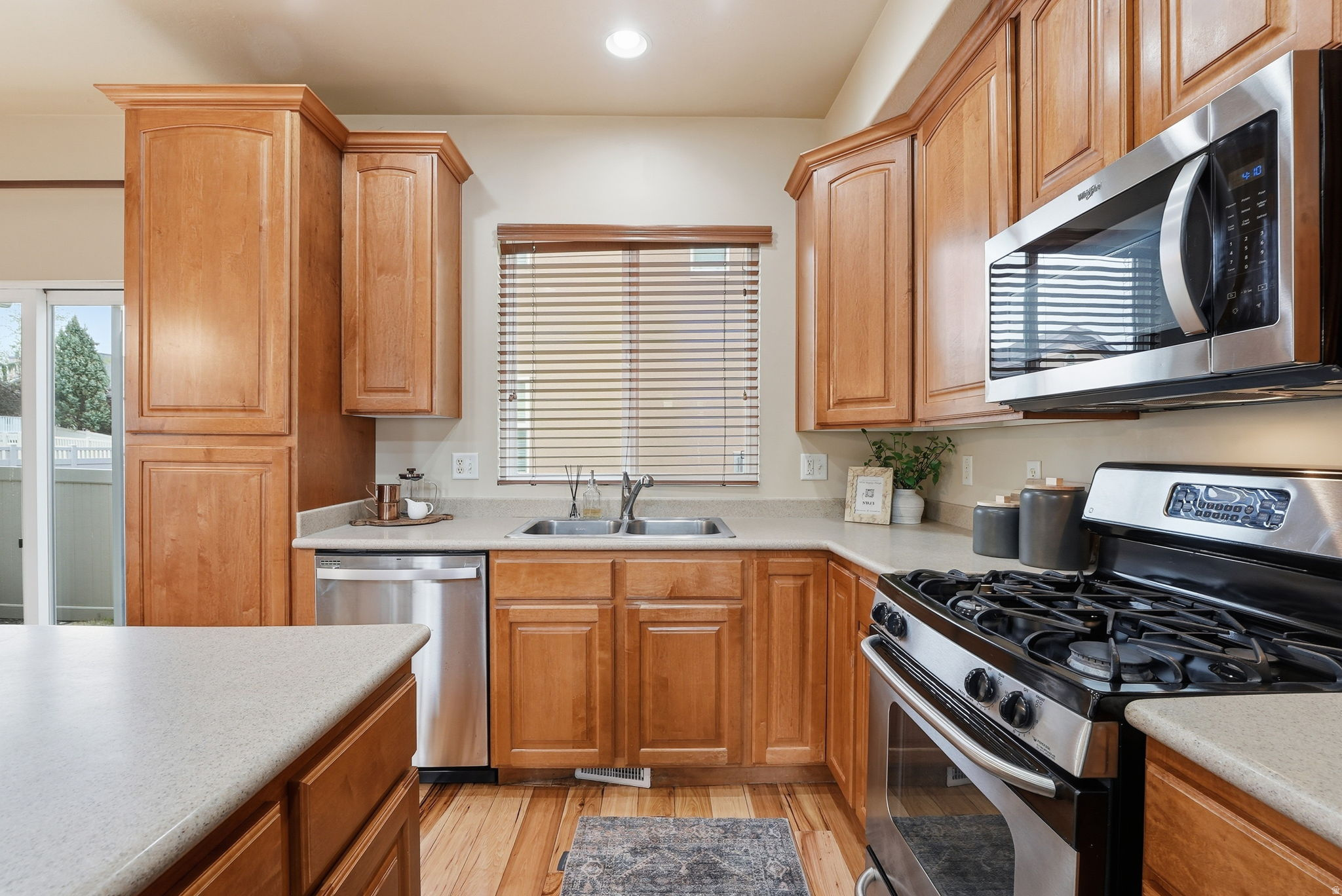 DAYBREAK - Residential