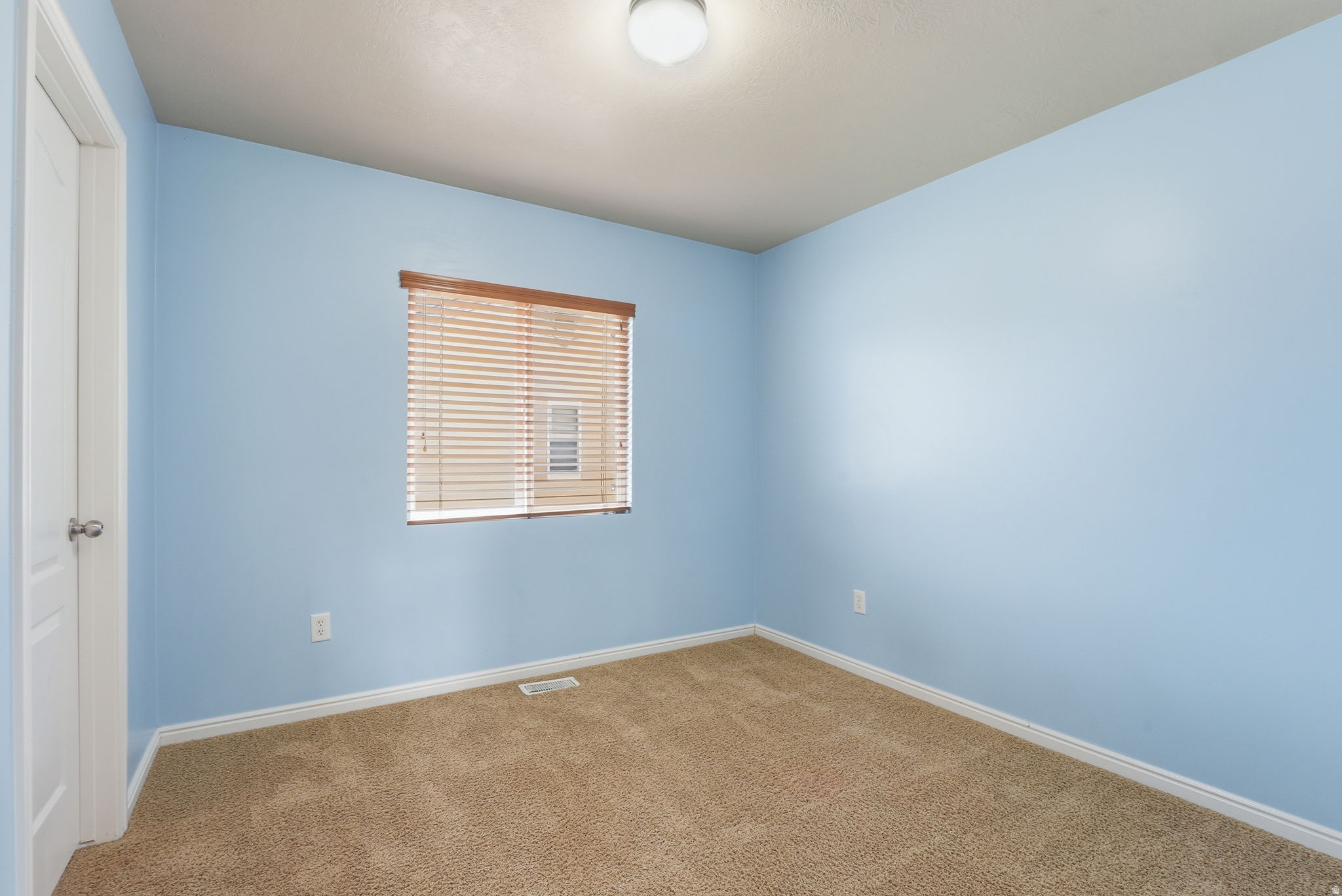 DAYBREAK - Residential