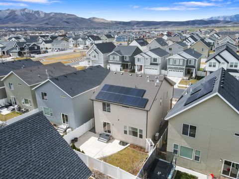 Tiny photo for 498 S PEGASUS WAY, Saratoga Springs, UT 84045 (MLS # 2141706)