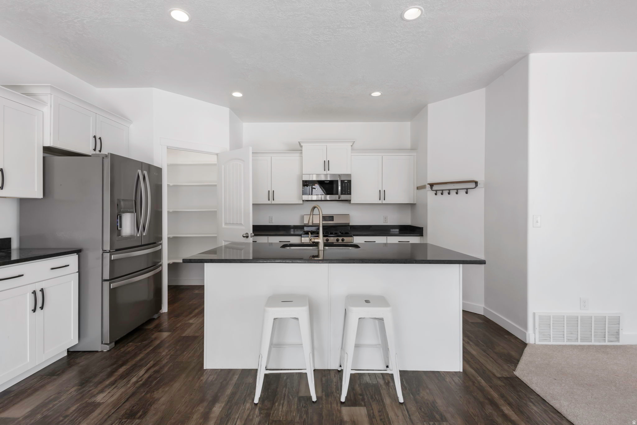 LEGACY FARMS - Residential