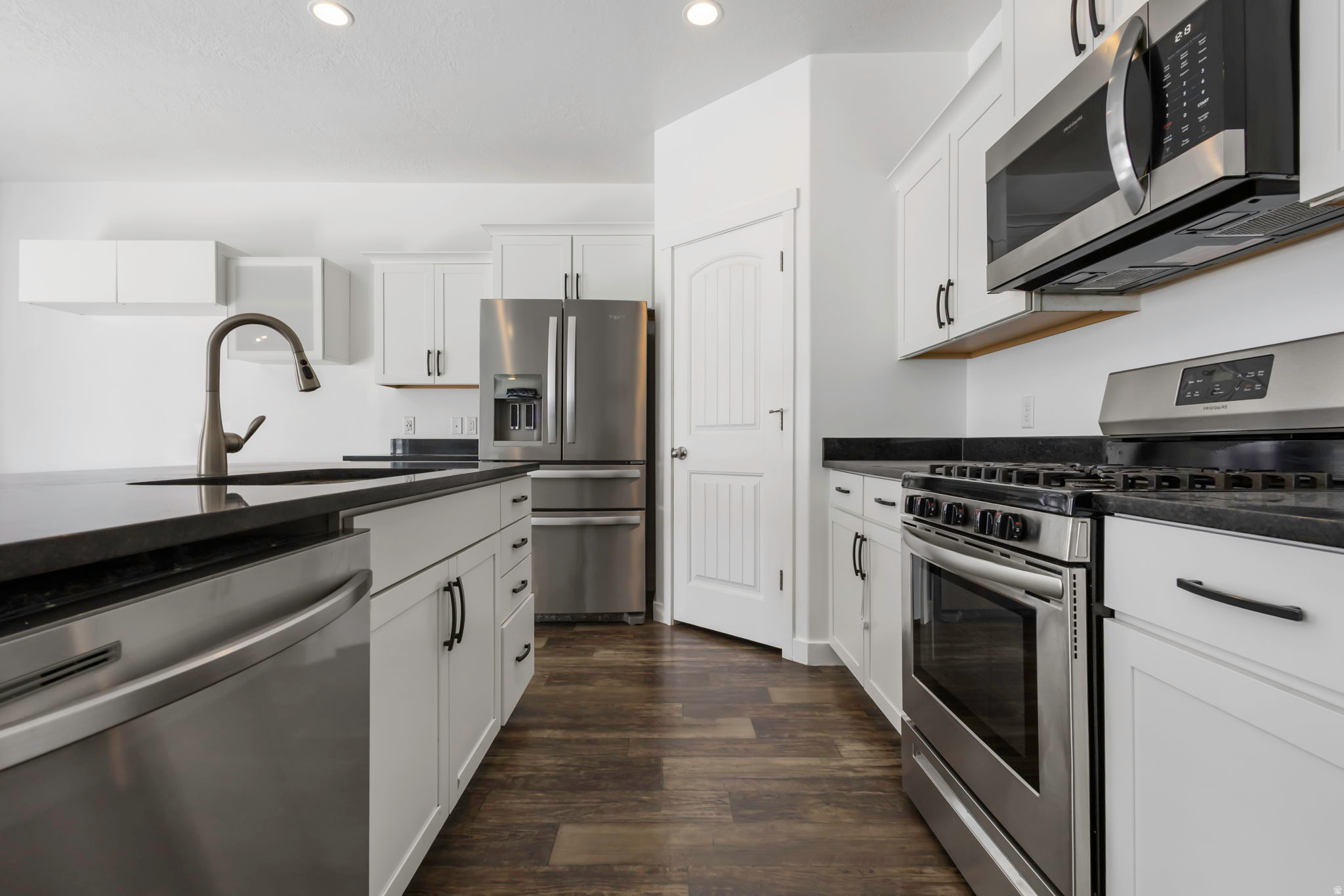 LEGACY FARMS - Residential