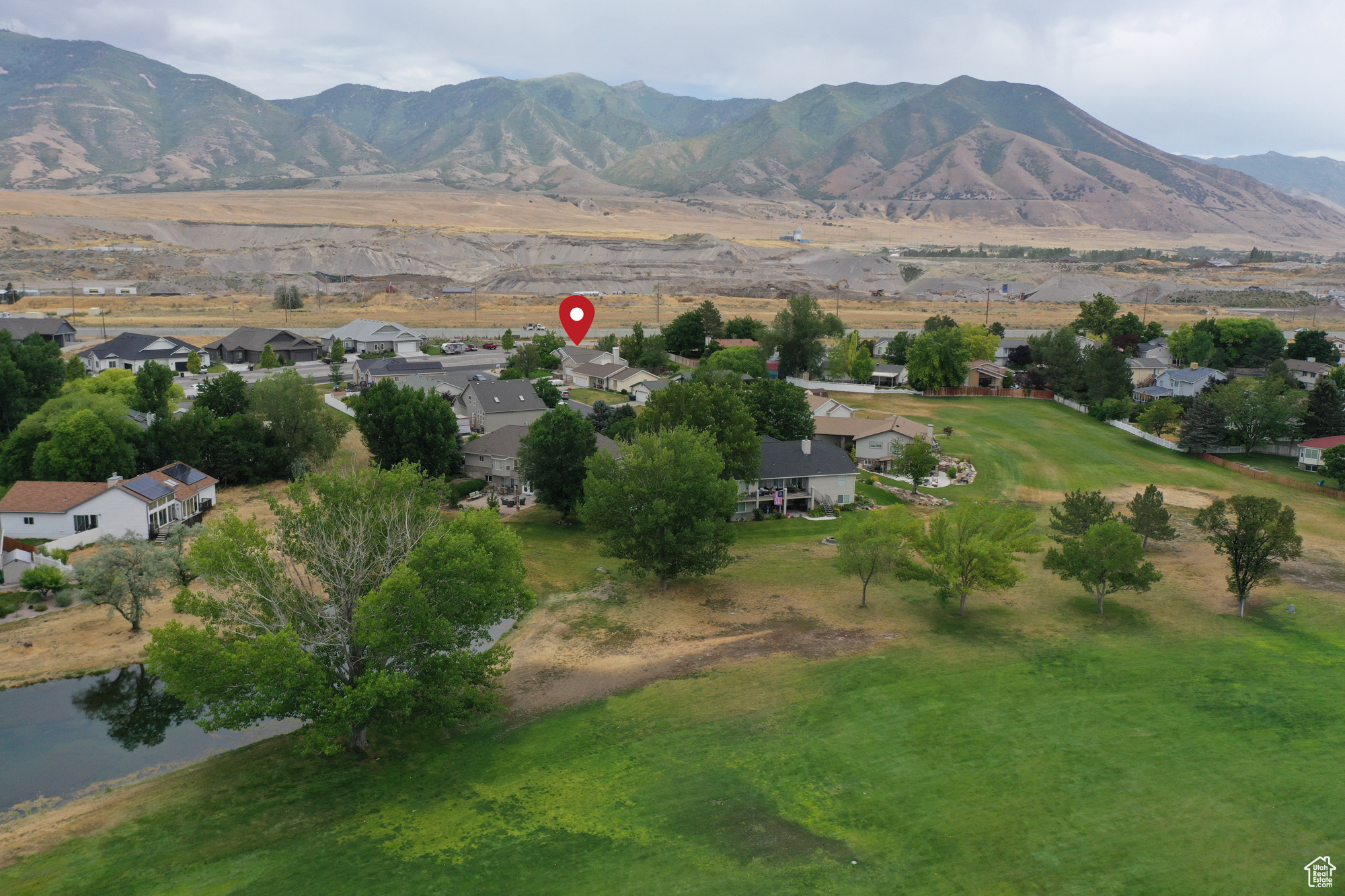 COUNTRY CLUB SUB - Residential