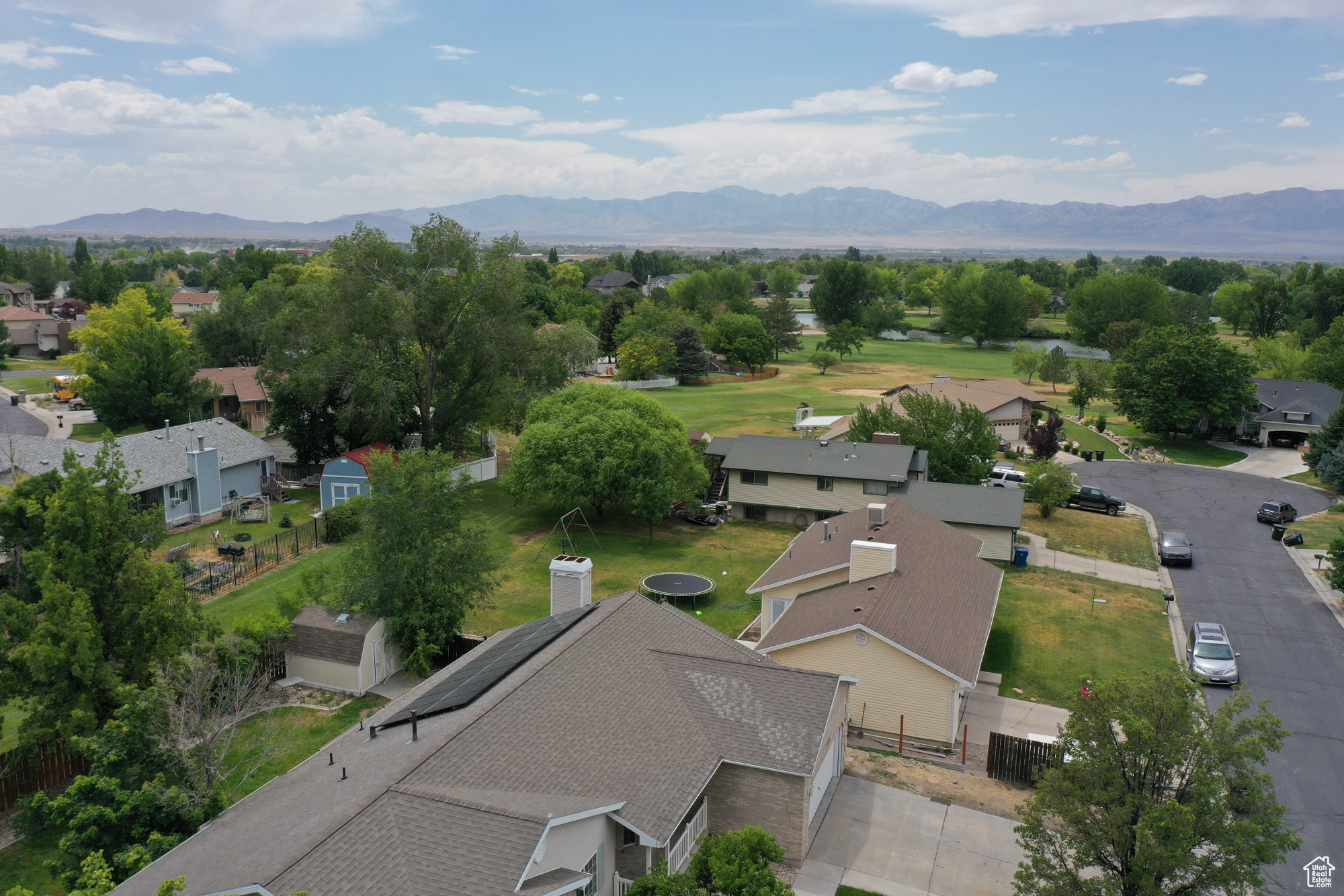 COUNTRY CLUB SUB - Residential