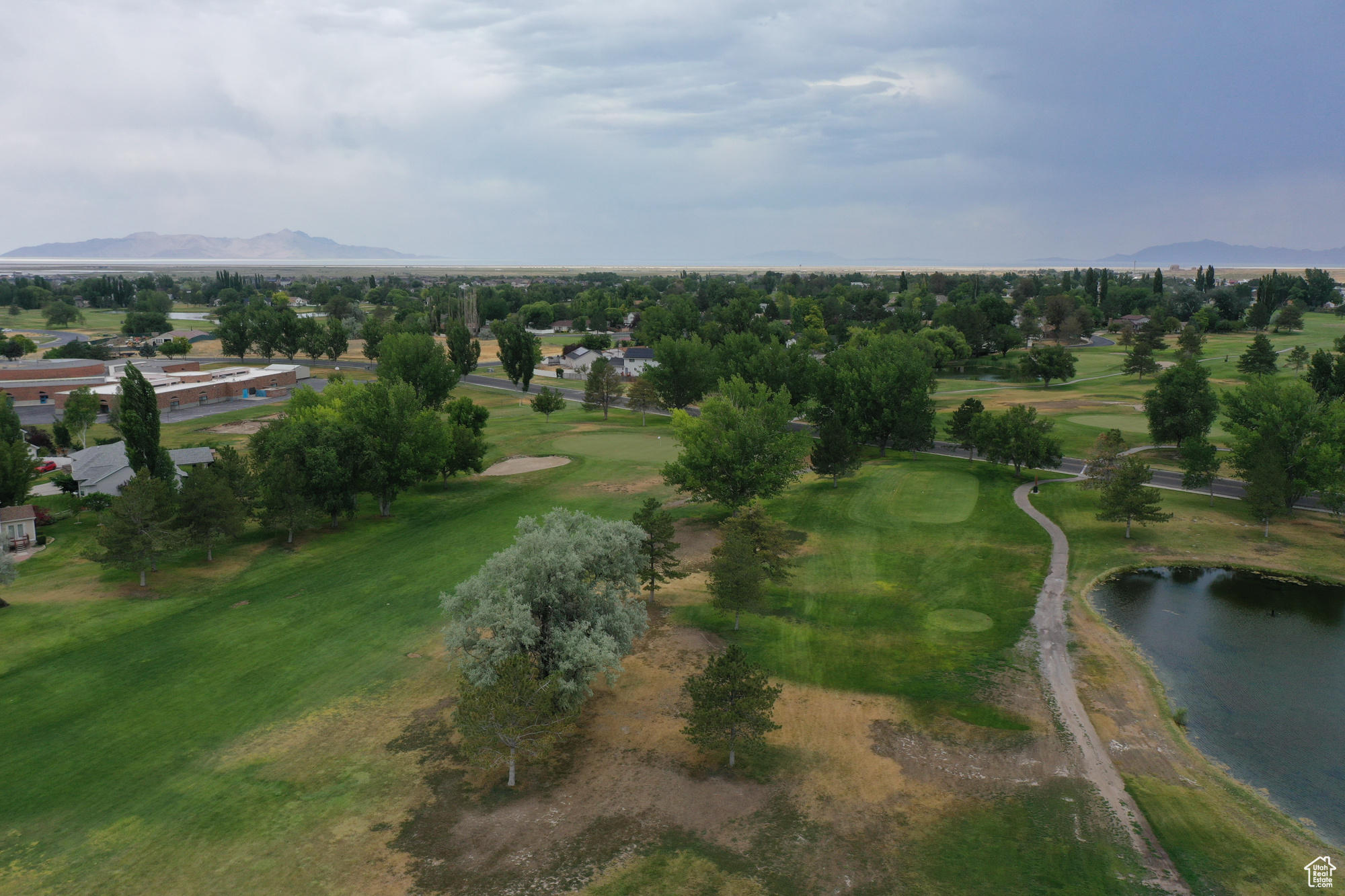 COUNTRY CLUB SUB - Residential