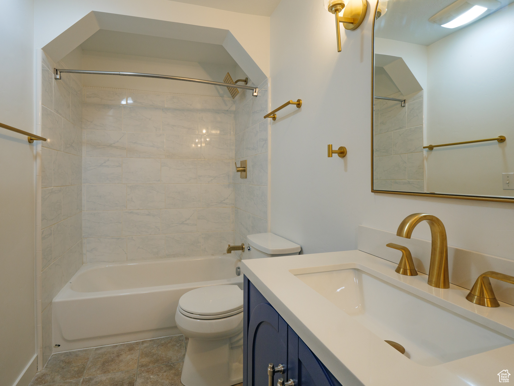 COUNTRY CLUB SUB - Residential