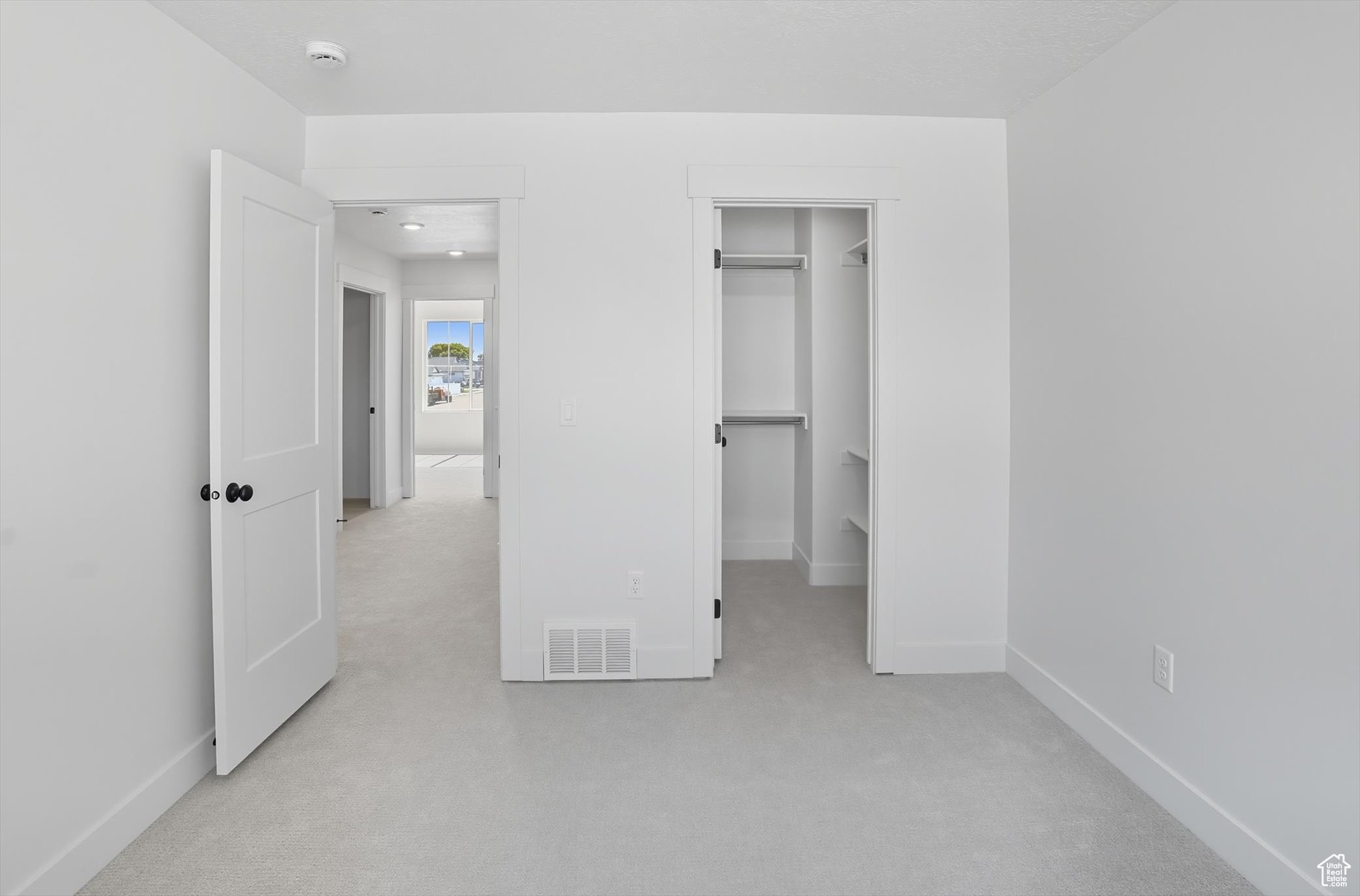 EASTSIDE VIEW - Residential