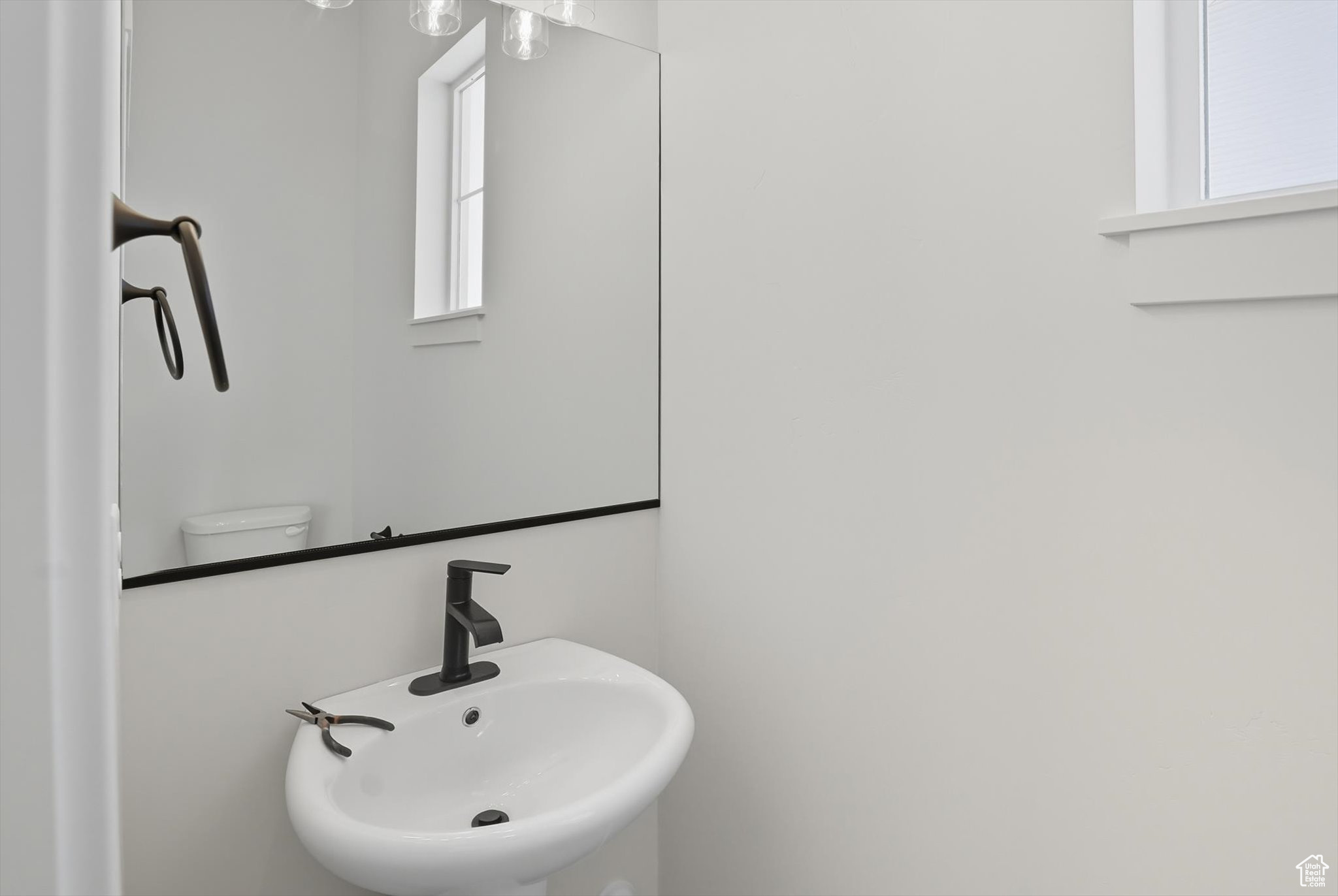 EASTSIDE VIEW - Residential