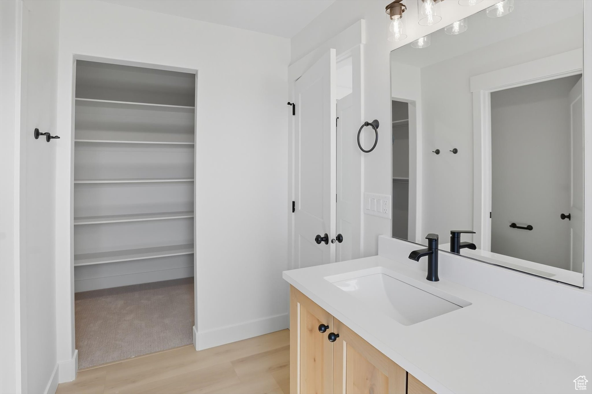 EASTSIDE VIEW - Residential