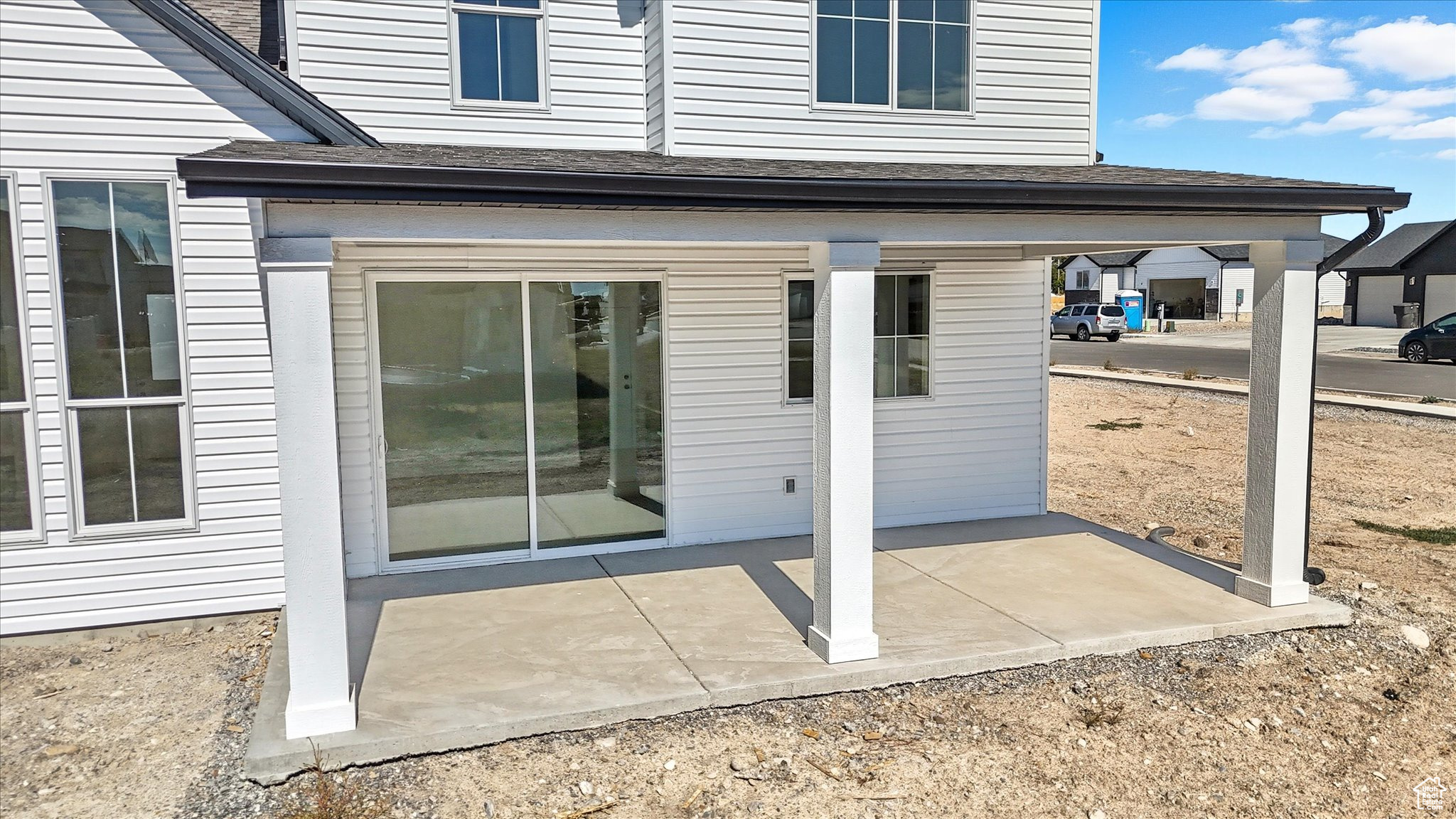 EASTSIDE VIEW - Residential