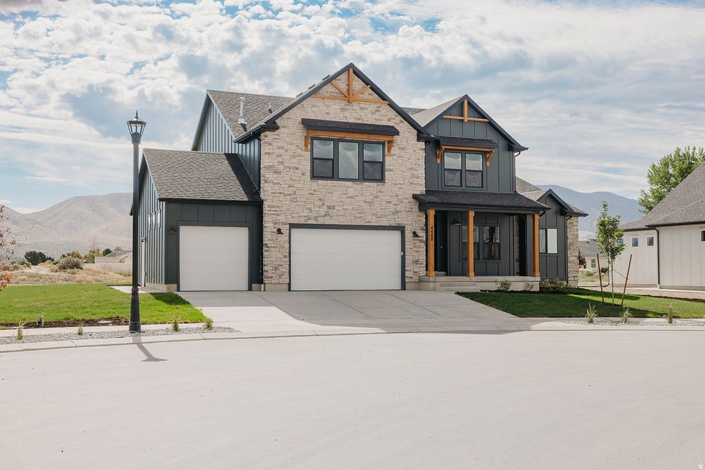 Photo of 4688 N OKTOBERFEST WAY #624, Eagle Mountain, UT 84005 (MLS # 2170852)