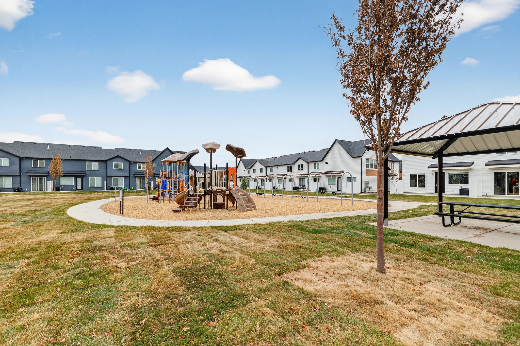VILLAGES AT GREEN FARM - Residential