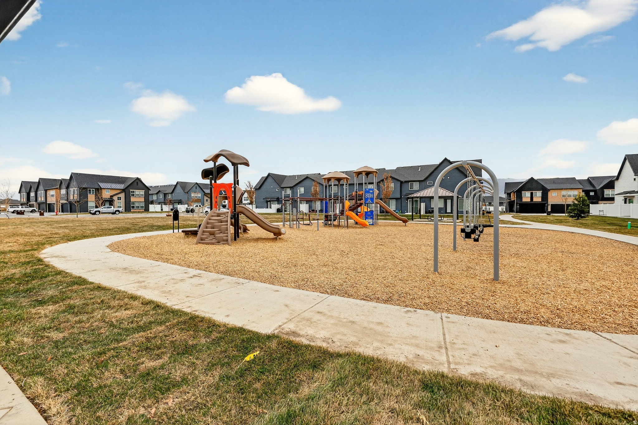VILLAGES AT GREEN FARM - Residential