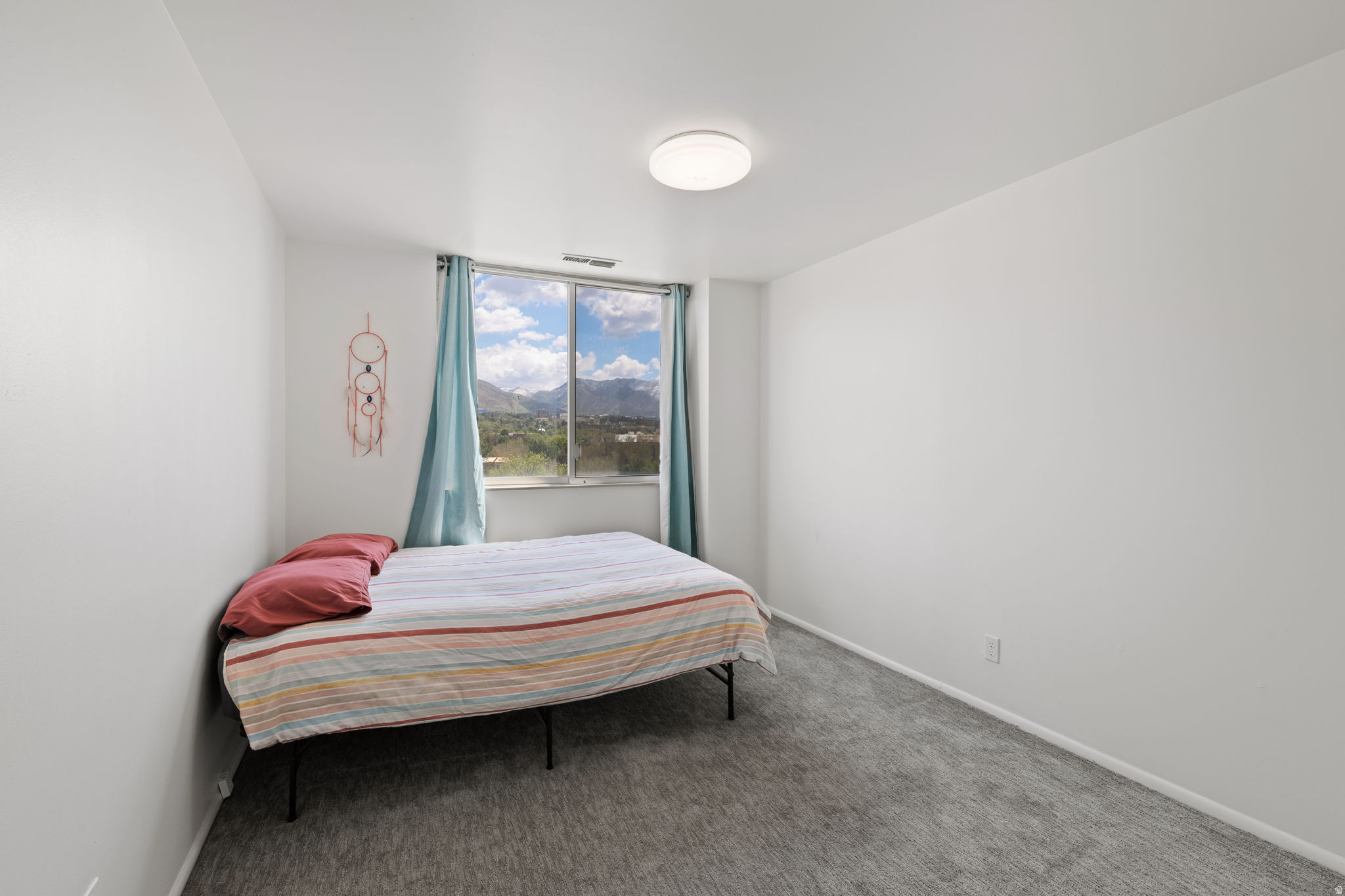 BONNEVILLE TOWER - Residential