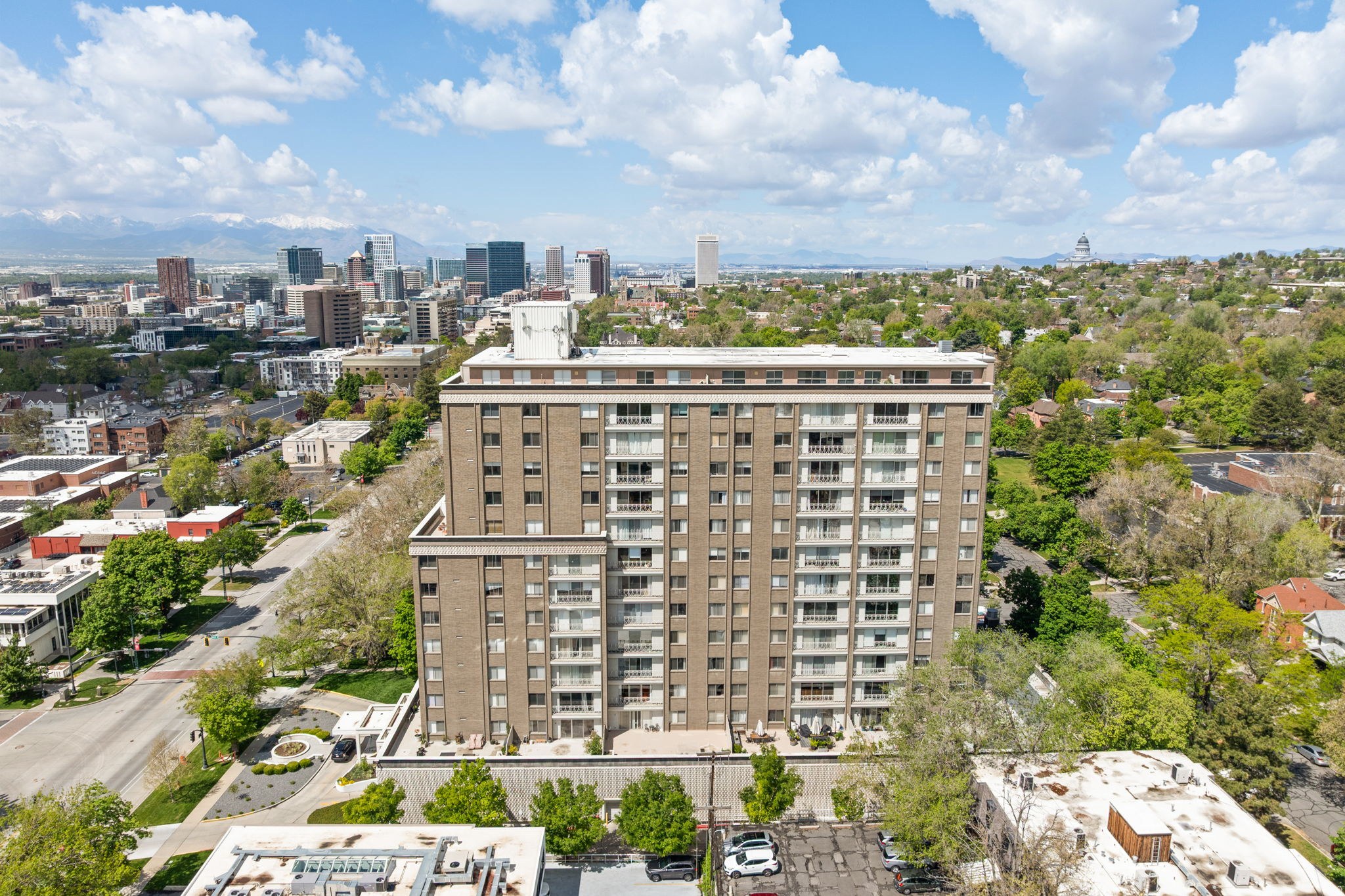 BONNEVILLE TOWER - Residential