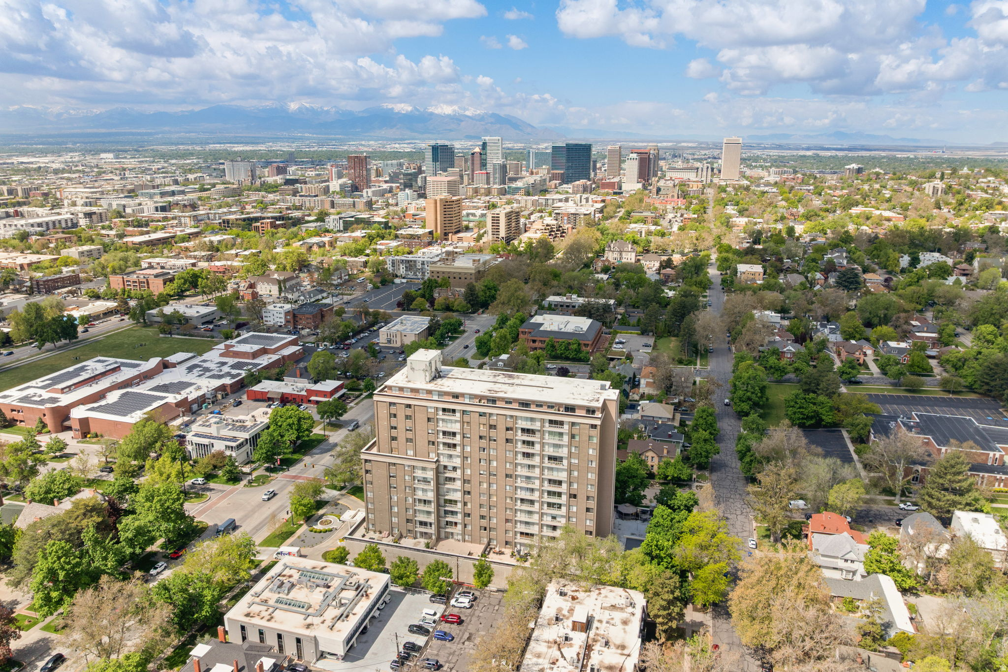 BONNEVILLE TOWER - Residential