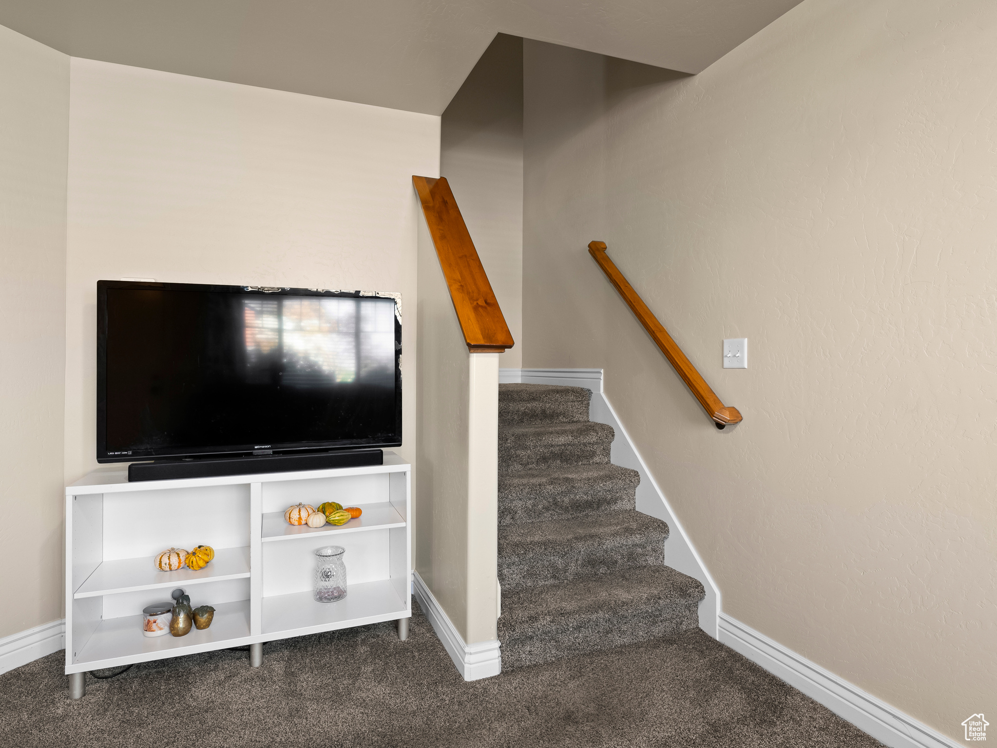 RIVER PARK WEST - Residential