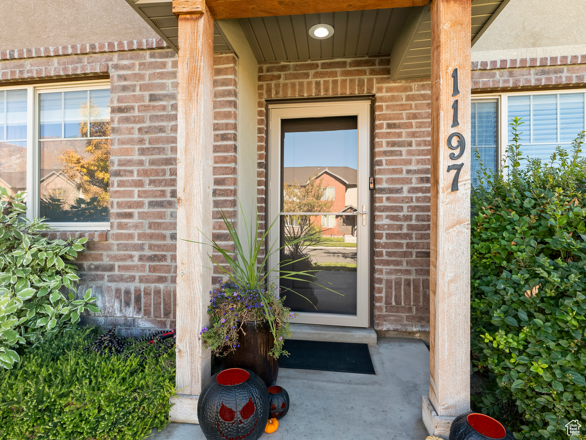 RIVER PARK WEST - Residential