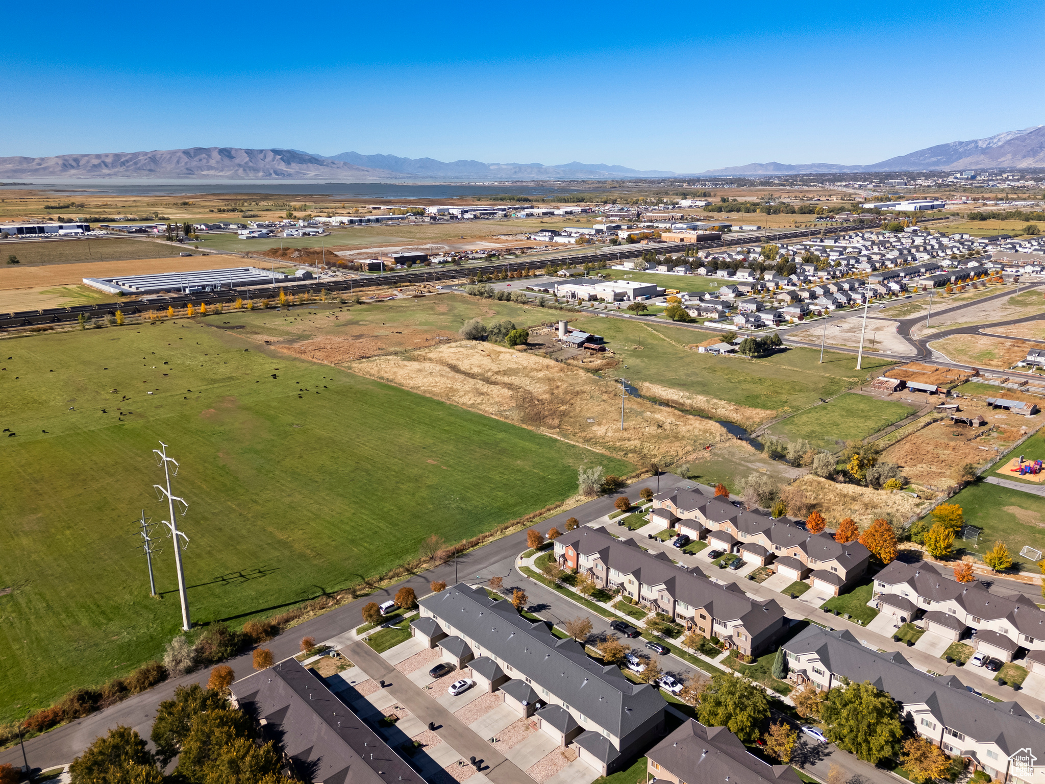 RIVER PARK WEST - Residential