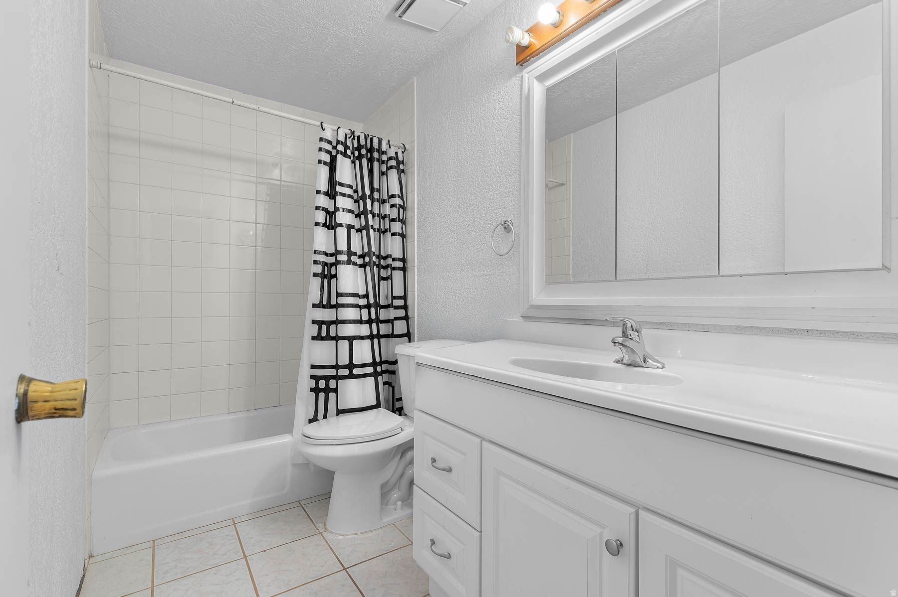 GLENDALE GARDENS - Residential