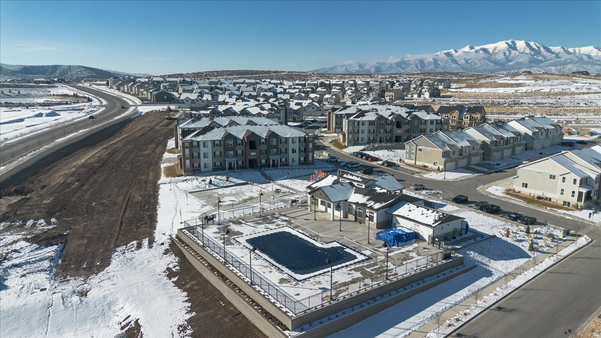 HIGHRIDGE - Residential