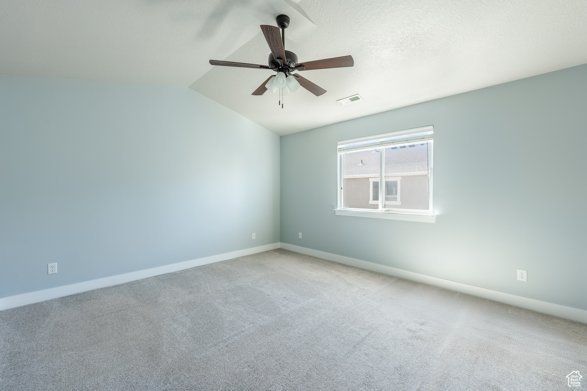 Vineyard, Utah 84059, United States, 3 Bedrooms Bedrooms, ,4 BathroomsBathrooms,Residential,Active,95628