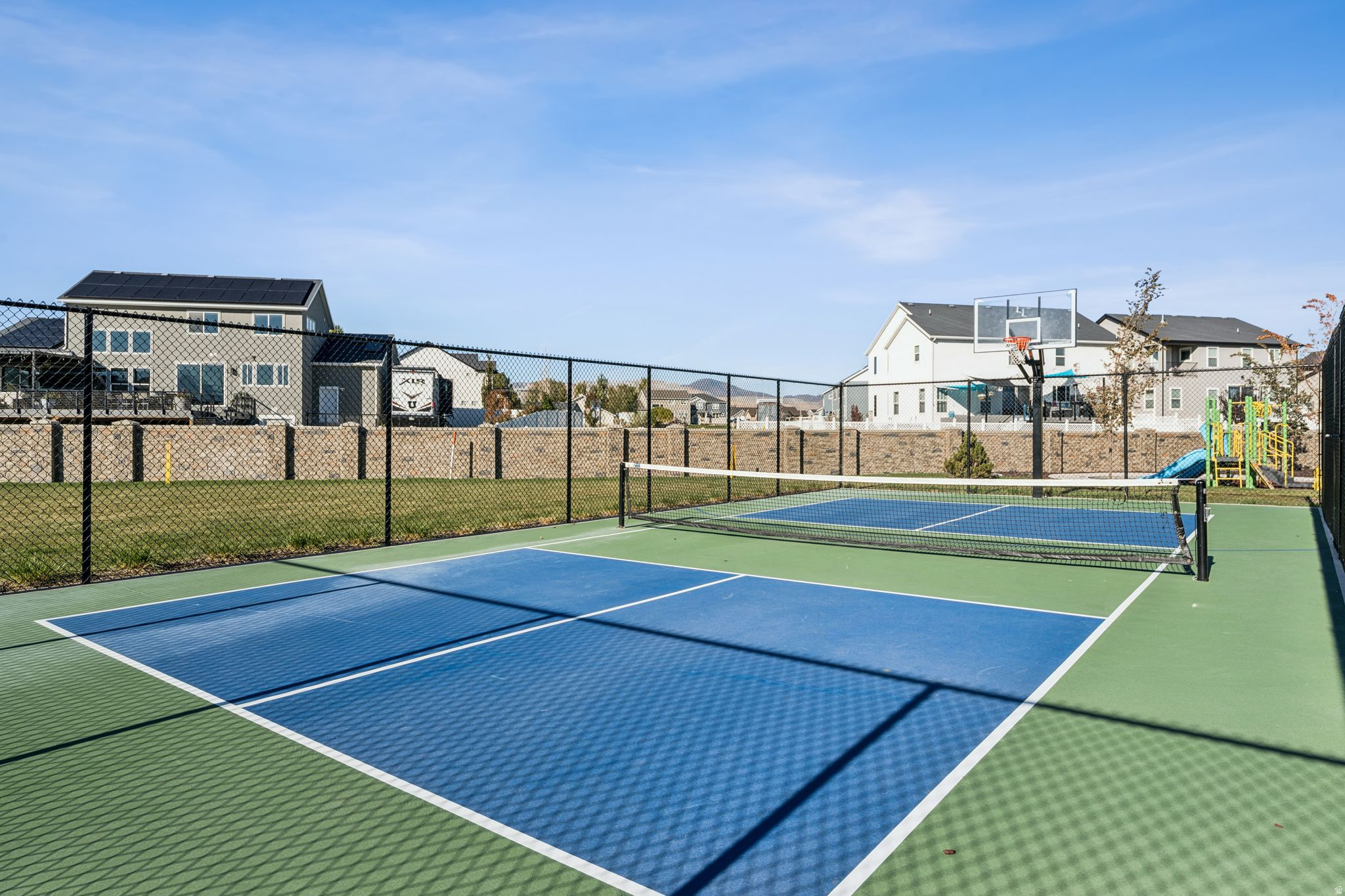 PARKSIDE - Residential