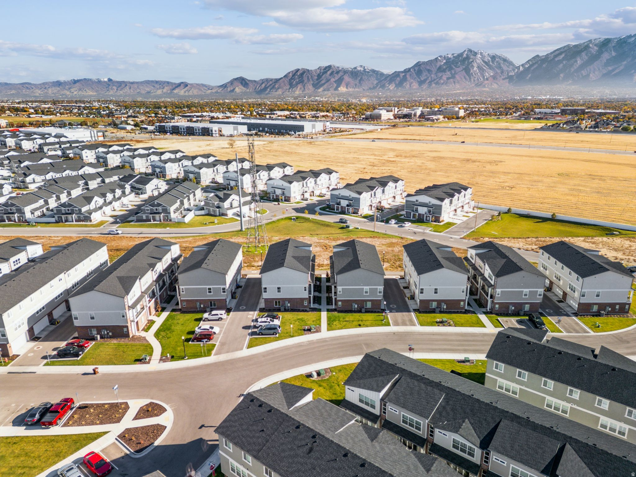 PARKSIDE - Residential