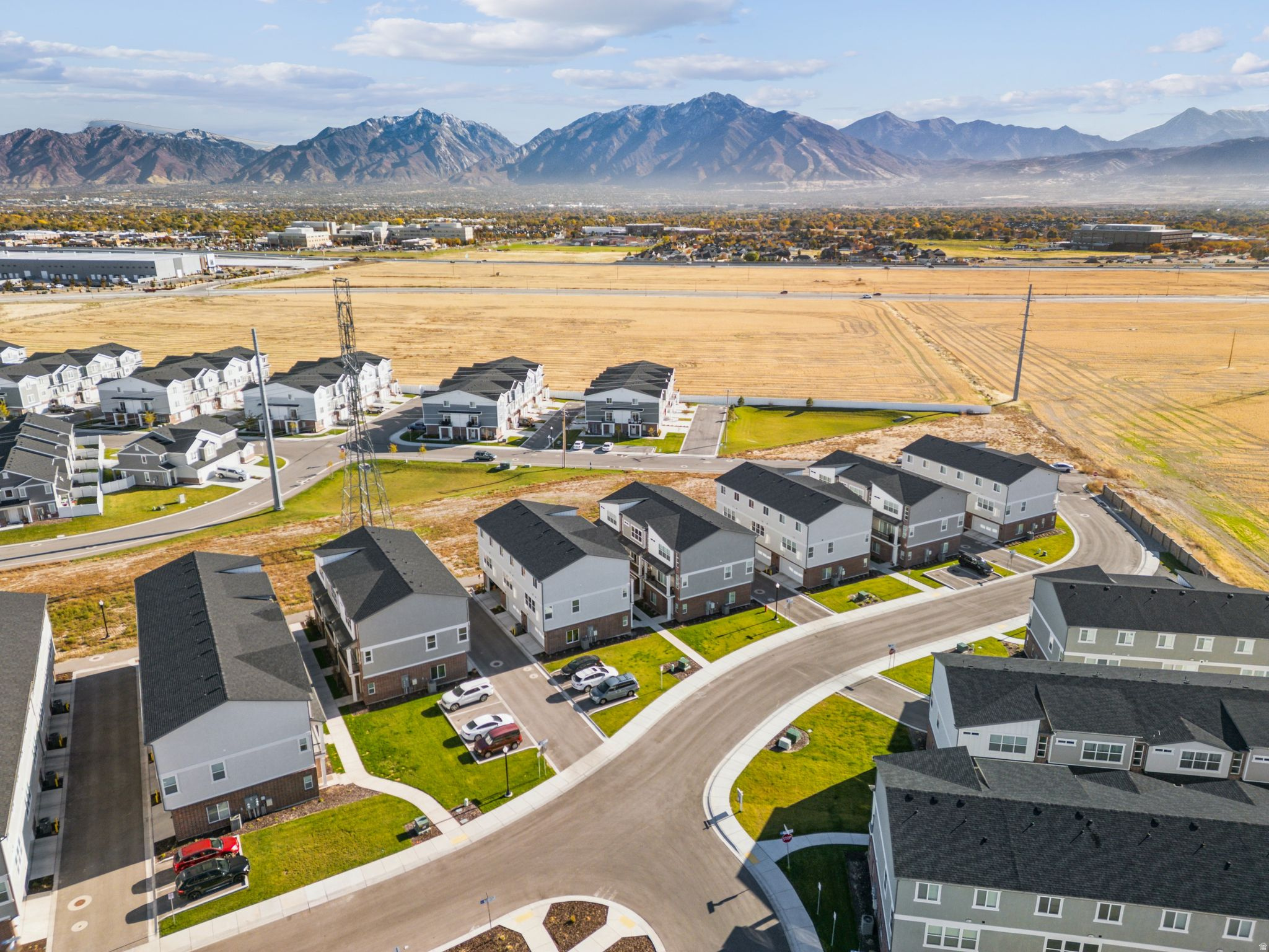 PARKSIDE - Residential