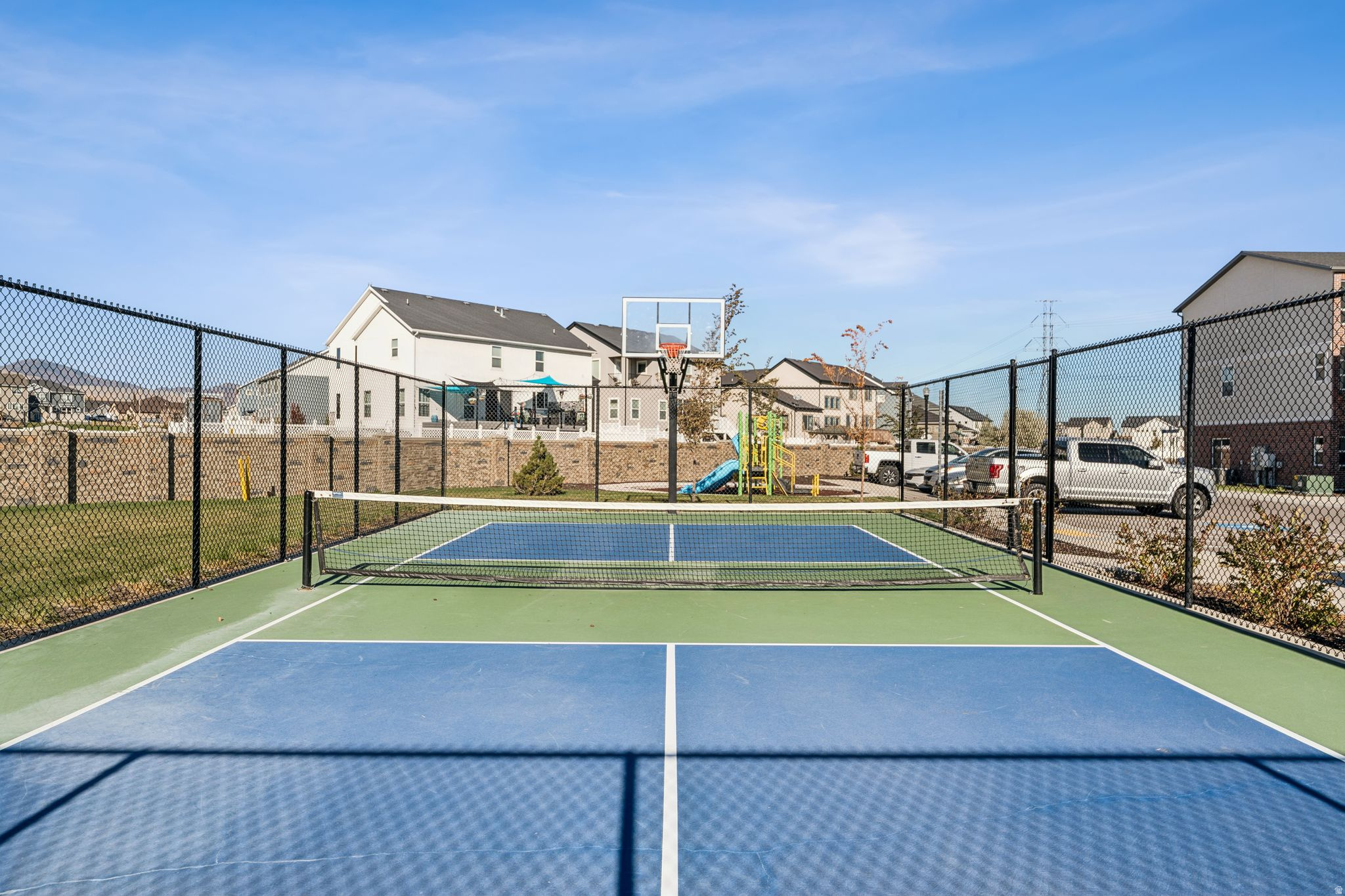 PARKSIDE - Residential